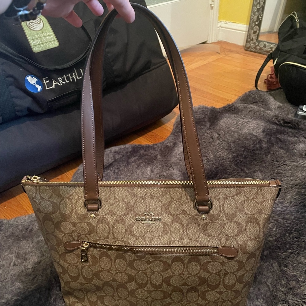 Coach tote